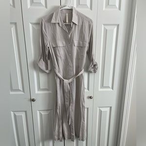 Aritzia The Group Babaton Utility Button Down Midi Shirt Dress